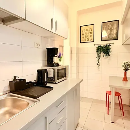 Apartment Your Perfect Escape - Bright And Elegant 2br In The Historic Heart