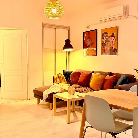 Apartment Your Perfect Escape - Bright And Elegant 2br In The Historic Heart