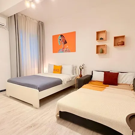 Your Perfect Escape - Bright And Elegant 2br In The Historic Heart Bucharest