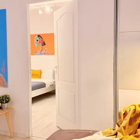 Your Perfect Escape - Bright And Elegant 2br In The Historic Heart