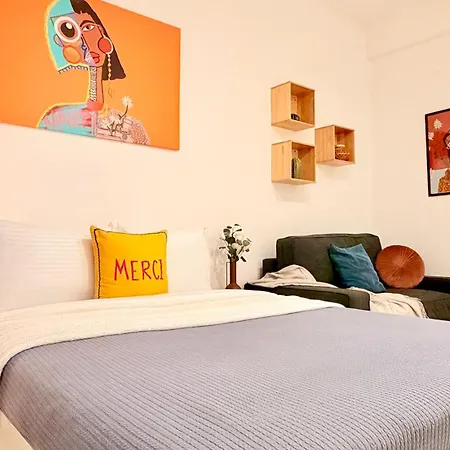 Your Perfect Escape - Bright And Elegant 2br In The Historic Heart